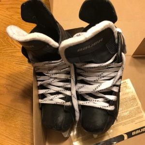 Youth ice skates